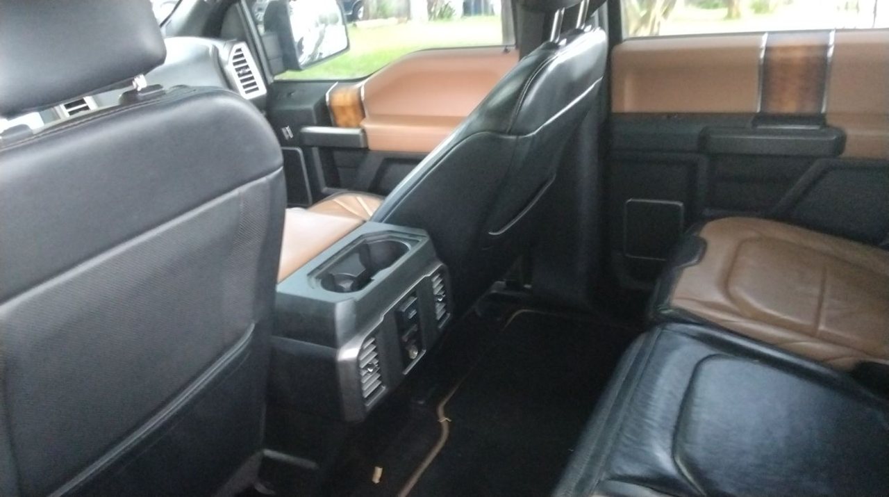 2016 Ford F-150 Limited photo 4